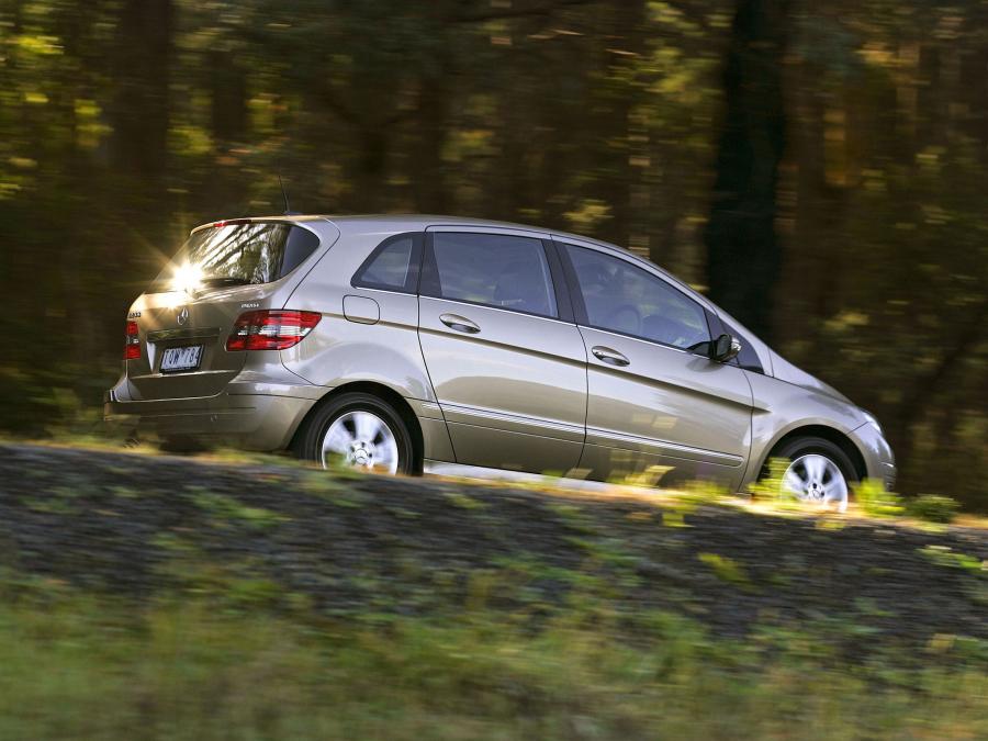  Mercedes-Benz B200 Turbo 2005 года  (AU) (фото 13 из 21)
